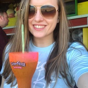 Meet your Posher, Megan